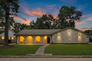 11306 Valley Spring Dr, Houston, TX 77043 - Photo 47