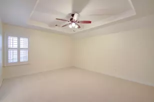 14018 Hawthorne Cir, Mont Belvieu, TX 77523 - Photo 31
