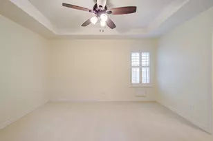 14018 Hawthorne Cir, Mont Belvieu, TX 77523 - Photo 29