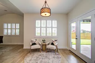 14018 Hawthorne Cir, Mont Belvieu, TX 77523 - Photo 19
