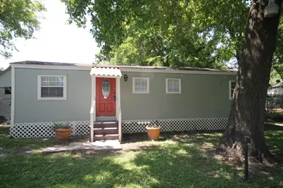 734-A McDaniel Street, Houston, TX 77022 - Photo 1