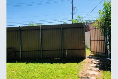 734-A McDaniel Street, Houston, TX 77022 - Photo 23