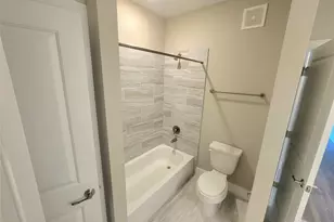 1620 Oak Tree Dr, Houston, TX 77080 - Photo 9