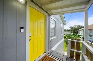 3330 Ave O 1/2, Galveston, TX 77550 - Photo 21
