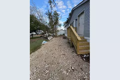 1610 Texas Street, Alvin, TX 77511 - Photo 5