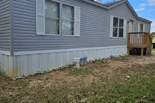 1610 Texas St, Alvin, TX 77511 - Photo 17
