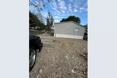 1610 Texas Street, Alvin, TX 77511 - Photo 3