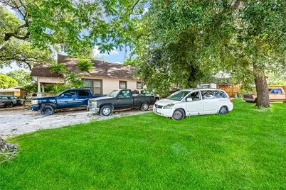 9016 Fulton Street, Houston, TX 77022 - Photo 13