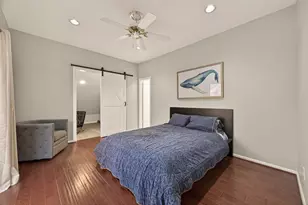 262 Sugar Berry Cir, Houston, TX 77024 - Photo 25