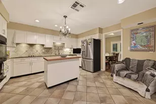 262 Sugar Berry Cir, Houston, TX 77024 - Photo 19