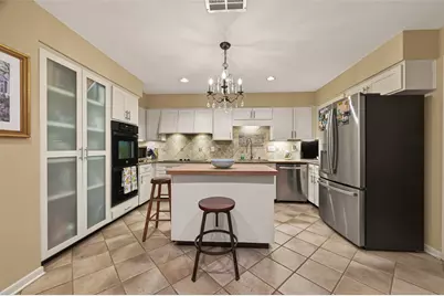 262 Sugarberry Circle, Houston, TX 77024 - Photo 13