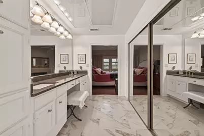 262 Sugarberry Circle, Houston, TX 77024 - Photo 35