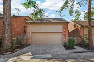 262 Sugar Berry Cir, Houston, TX 77024 - Photo 1