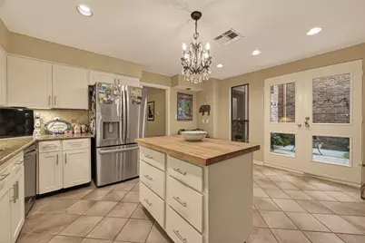 262 Sugarberry Circle, Houston, TX 77024 - Photo 23