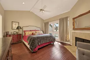 262 Sugar Berry Cir, Houston, TX 77024 - Photo 29