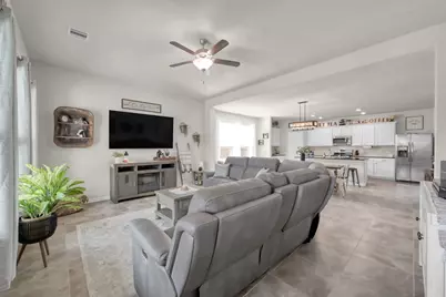 27815 Overton Hollow Drive, Spring, TX 77386 - Photo 11