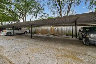 5235 Arboles Dr, Houston, TX 77035 - Photo 19