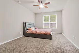 4318 McGregor Blf Ln, Conroe, TX 77304 - Photo 13