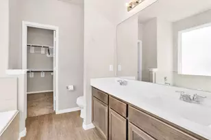 4318 McGregor Blf Ln, Conroe, TX 77304 - Photo 15
