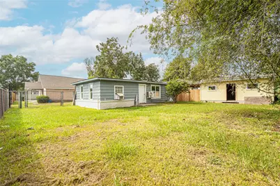 9535 Sweetwater Lane, Houston, TX 77037 - Photo 5