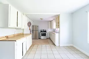 9535 Sweetwater Ln, Houston, TX 77037 - Photo 11