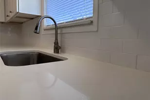 602 Harold Ln, Baytown, TX 77521 - Photo 5