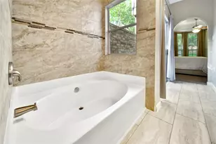 14230 Reissen Ln, Houston, TX 77069 - Photo 13