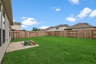 16415 Peyton Stone Cir, Houston, TX 77049 - Photo 37