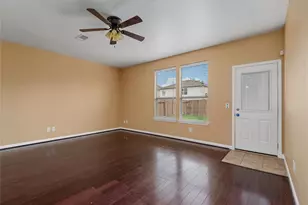 16415 Peyton Stone Cir, Houston, TX 77049 - Photo 11