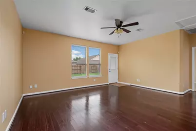 16415 Peyton Stone Circle, Houston, TX 77049 - Photo 9