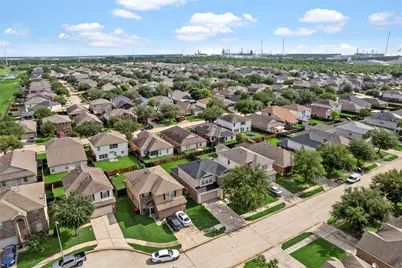 16415 Peyton Stone Circle, Houston, TX 77049 - Photo 39