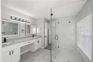 4523 Waterfall Way, Sugar Land, TX 77479 - Photo 11