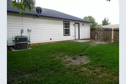 200 W Worsham Street, Willis, TX 77378 - Photo 13
