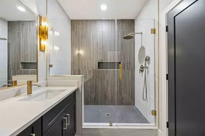 5326 Ridgeway Drive, Houston, TX 77033 - Photo 19