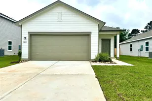 31035 Gayle Prairie Oaks St, Waller, TX 77484 - Photo 1