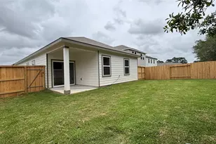 31035 Gayle Prairie Oaks St, Waller, TX 77484 - Photo 11