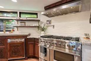 1908 Deats Rd, Dickinson, TX 77539 - Photo 13