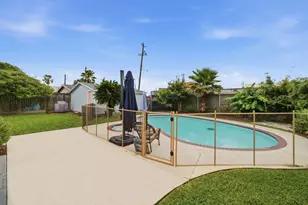 4509 Sherman Blvd, Galveston, TX 77551 - Photo 27