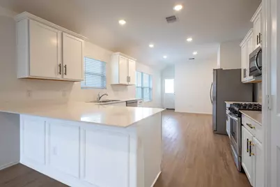 19396 Villa Mesa Dr, New Caney, TX 77357 - Photo 9