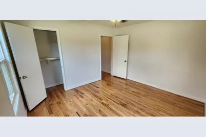 5501 Huisache Street, Houston, TX 77081 - Photo 5