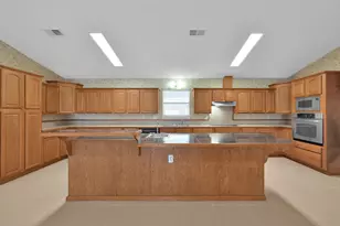 121 Magnolia Blvd, New Caney, TX 77357 - Photo 13