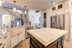 1106 Lasso Ct, Alvin, TX 77511 - Photo 15