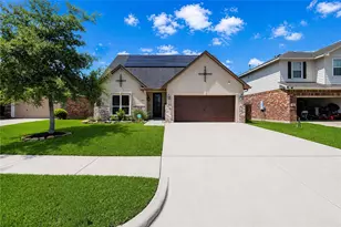 1106 Lasso Ct, Alvin, TX 77511 - Photo 3