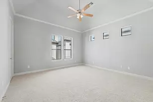 634 Nagle St, Houston, TX 77003 - Photo 21