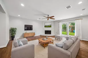 7111 Hartland Ave, Houston, TX 77055 - Photo 9