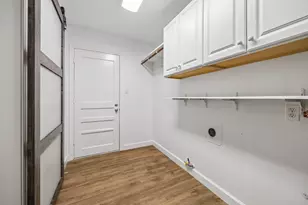 7111 Hartland Ave, Houston, TX 77055 - Photo 25