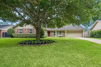 7111 Hartland Avenue, Houston, TX 77055 - Photo 1