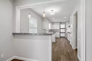 7111 Hartland Ave, Houston, TX 77055 - Photo 13