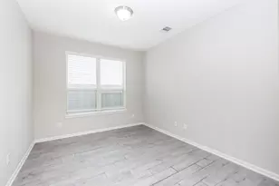 1632 Summer City Dr, Houston, TX 77047 - Photo 15