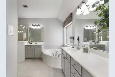 27515 Chris Ridge Court, Spring, TX 77386 - Photo 17